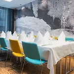 希尔科内斯多恩酒店 酒店 4*