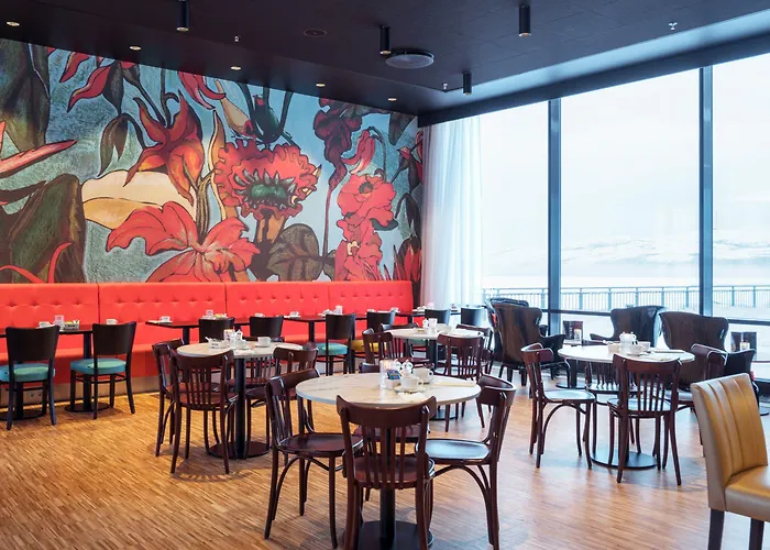 希尔科内斯多恩酒店