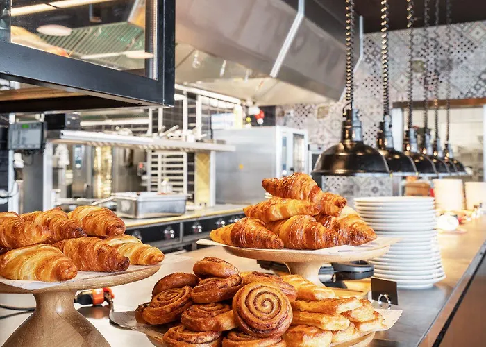 希尔科内斯多恩酒店