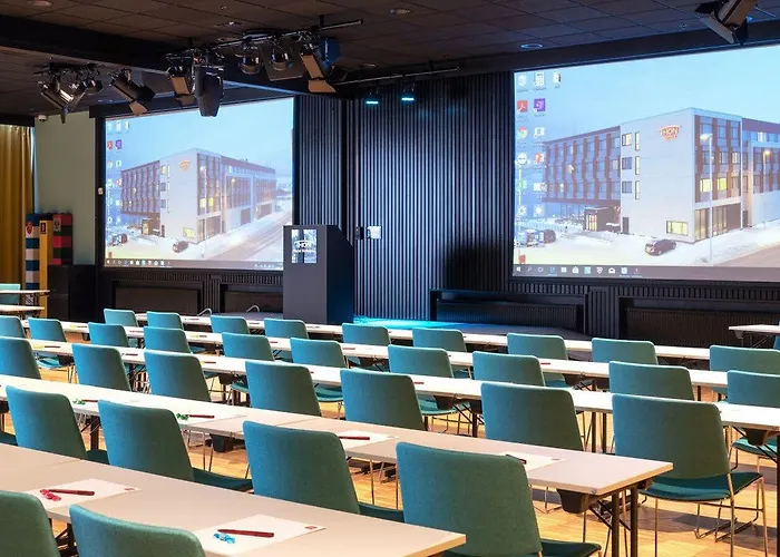 希尔科内斯多恩酒店